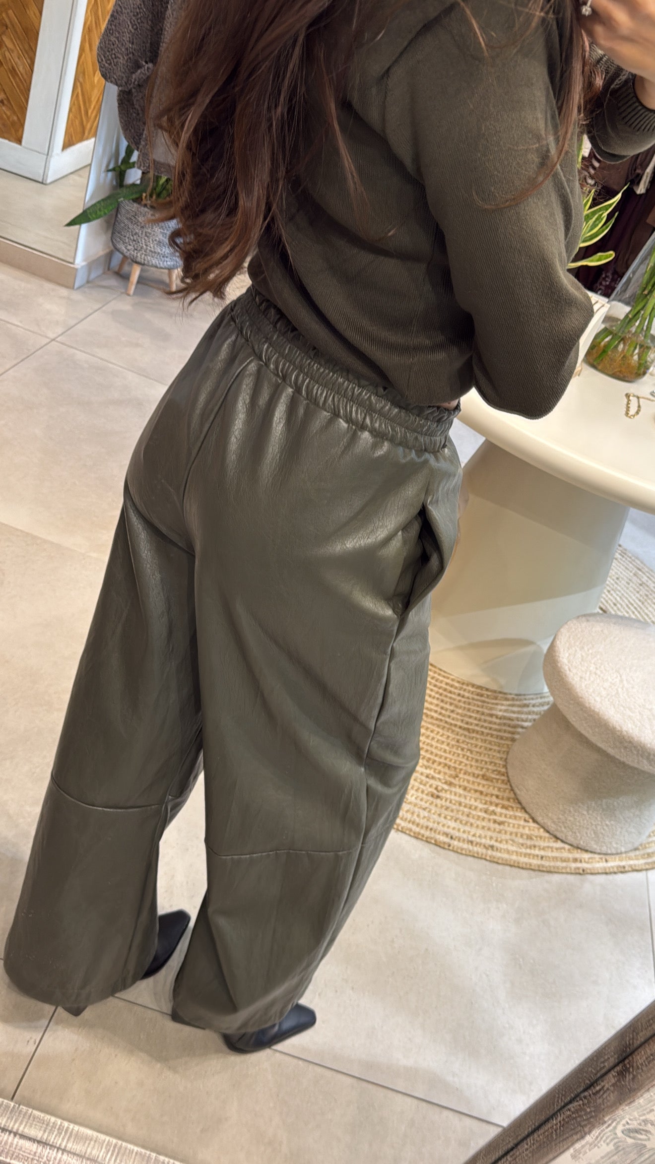 GREEN LEATHER WIDE-LEG TROUSERS