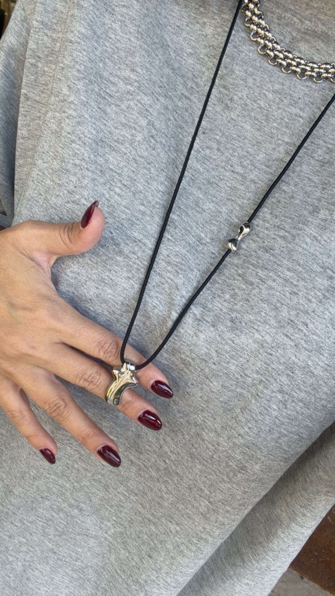 SILVER SCULPTED CORD NECKLACE